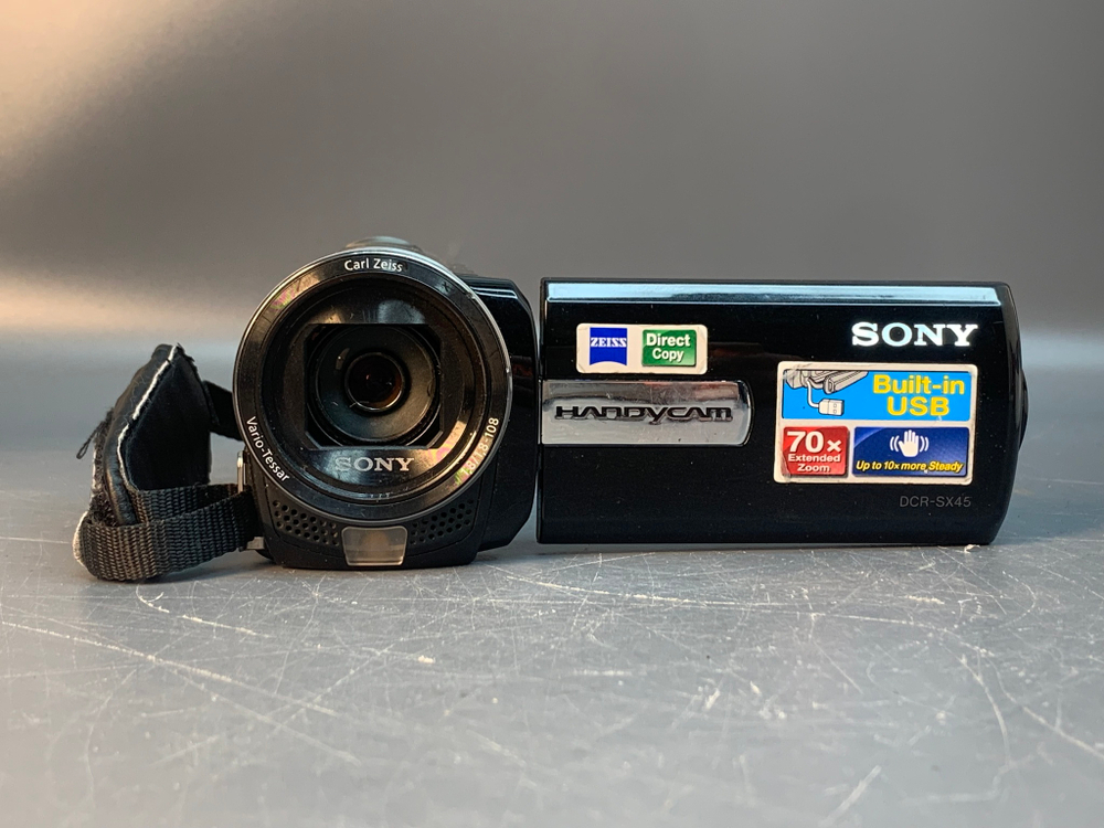 Sony Handycam DCR-SX45
