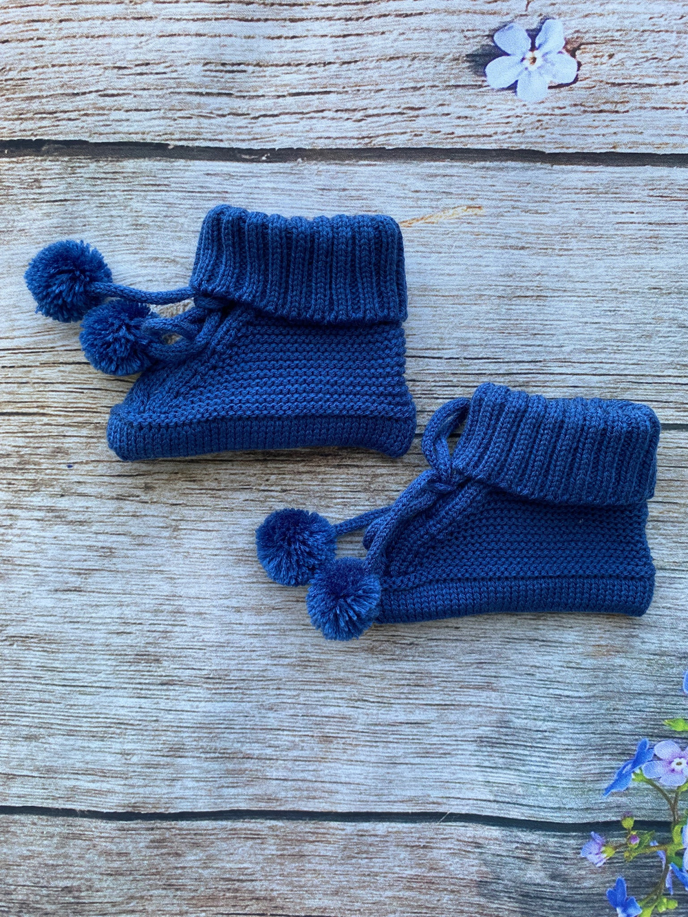 Вязаный комплект на выписку 5 предметов  (Одеяло утеплен., бант, пинетки, комбинезон, шапка) (Цвет: Синий)