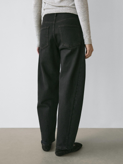 Massimo Dutti Джинсы свободного кроя со средней посадкой, шоколадный