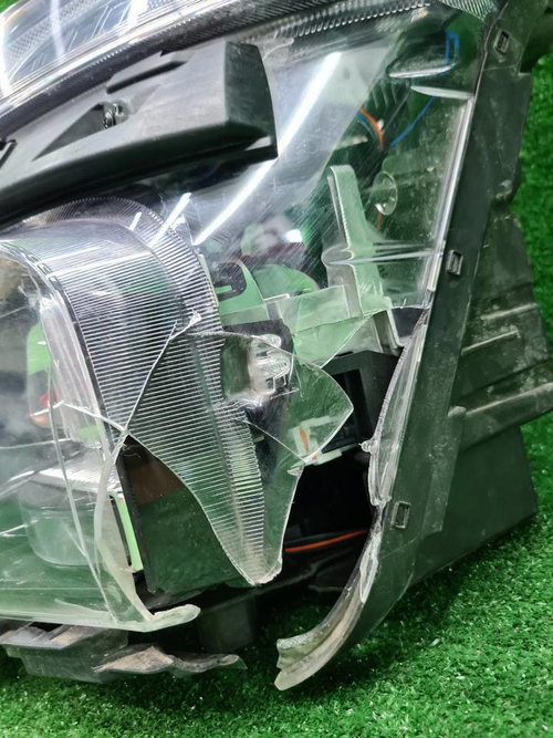 Битая Фара левая Hyundai Santa Fe 4 TM (20-24) LED