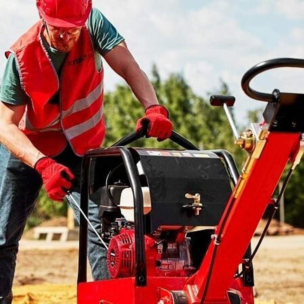 Виброплита Kedasa MS330-4 реверсивная