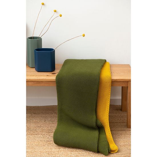 Плед из хлопка жемчужной вязки оливкового цвета из коллекции essential, 130х180 см