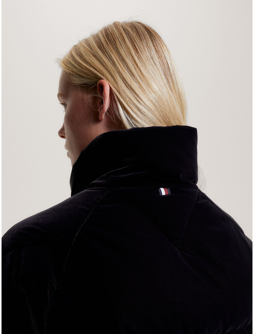 Пуховик Tommy Hilfiger Velvet Black