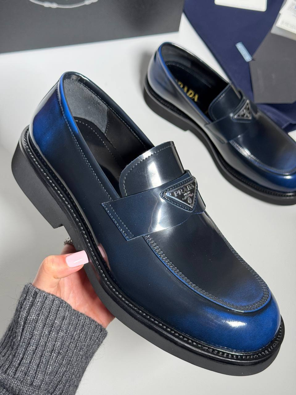 Лоферы Prada
