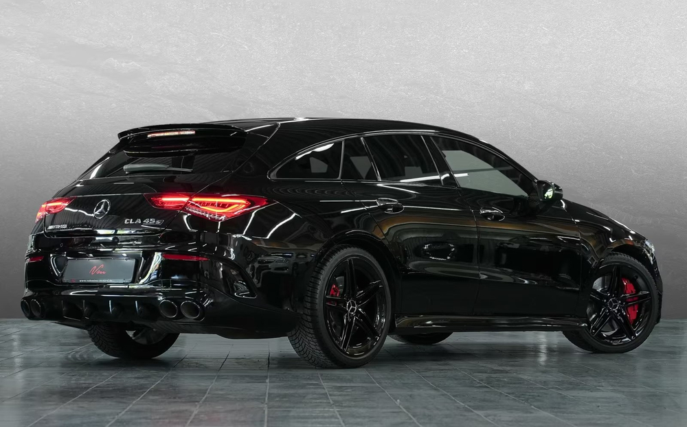 Mercedes-Benz CLA 45 AMG Shooting Brake