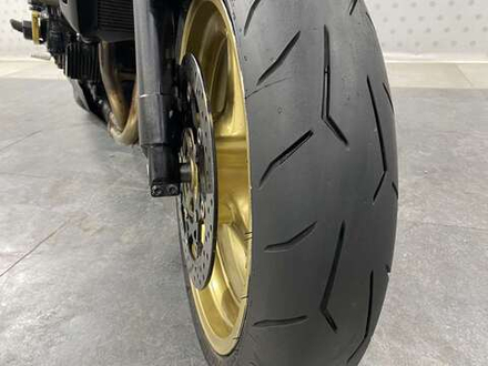 Suzuki GSR400 2006