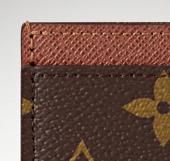 Визитница Louis Vuitton из вощёной канвы Monogram