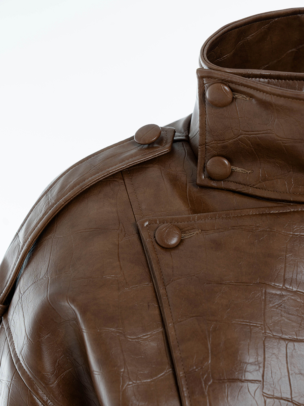 Бомбер из экокожи утепленный