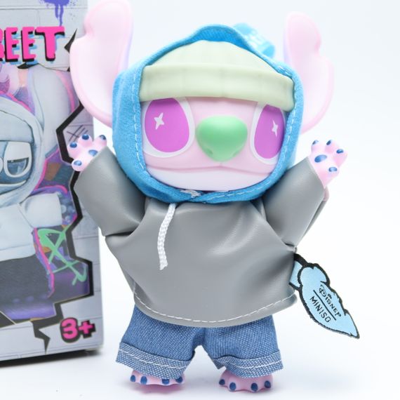 Stitch surprise ( Gen Z street )