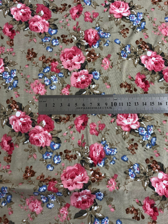 штапель принт розы на оливковом D22aC1