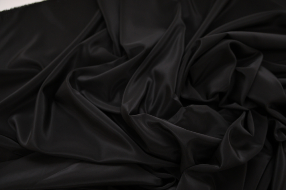 Креп плательный черный