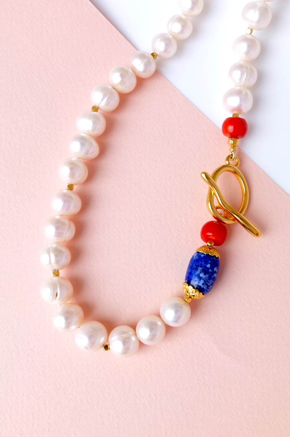 Бусы из крупного жемчуга с камнями, премиальное золочение