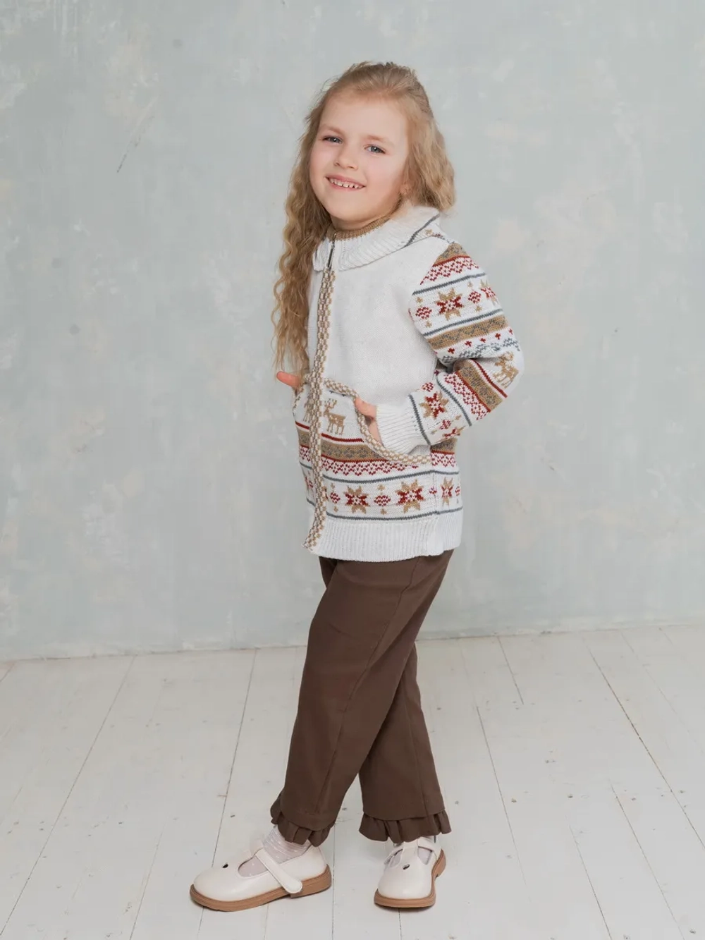 Кофта вязаная на молнии с капюшоном