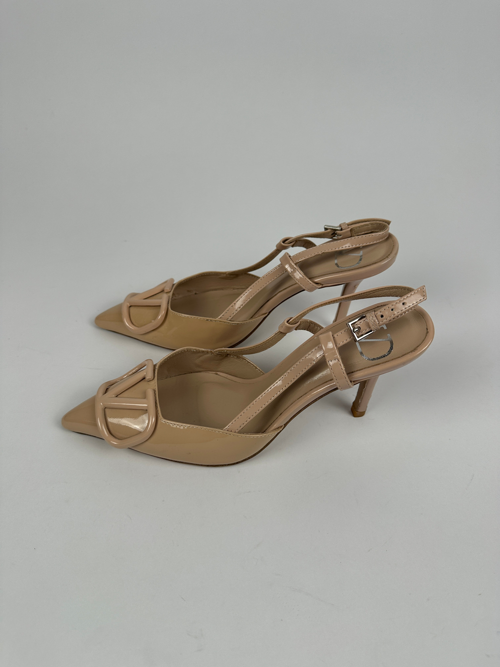 Слингбэки Valentino