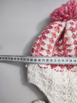 Шапка на завязках красивая