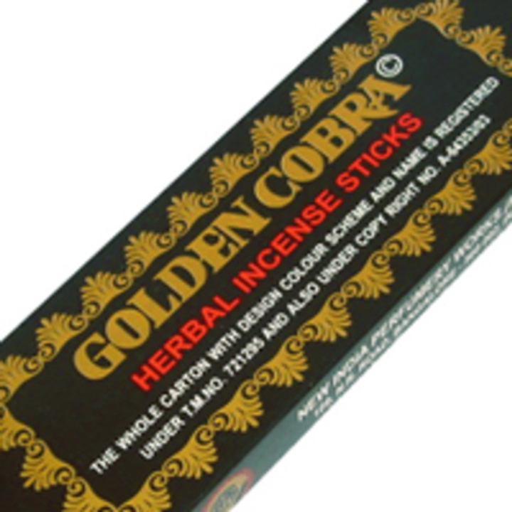 New India Perfumery Works Golden Cobra Благовоние-масала Золотая Кобра (красный сандал, голубой лотос, чампа), 14 шт