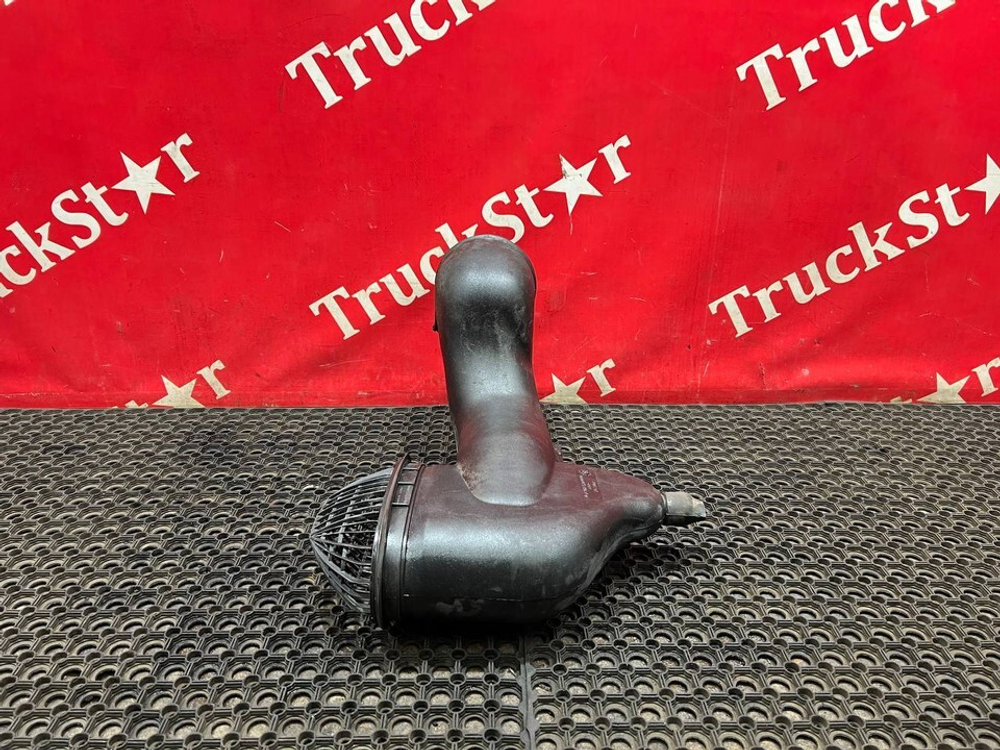 Патрубок воздушного фильтра