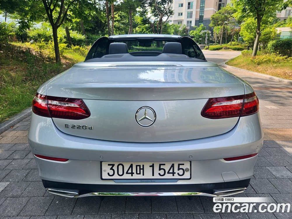 Mercedes-Benz E-Class W213 E220d Cabriolet (12.2019)