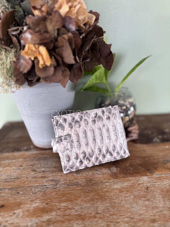 Бифолд кошелек из кожи питона WA-249