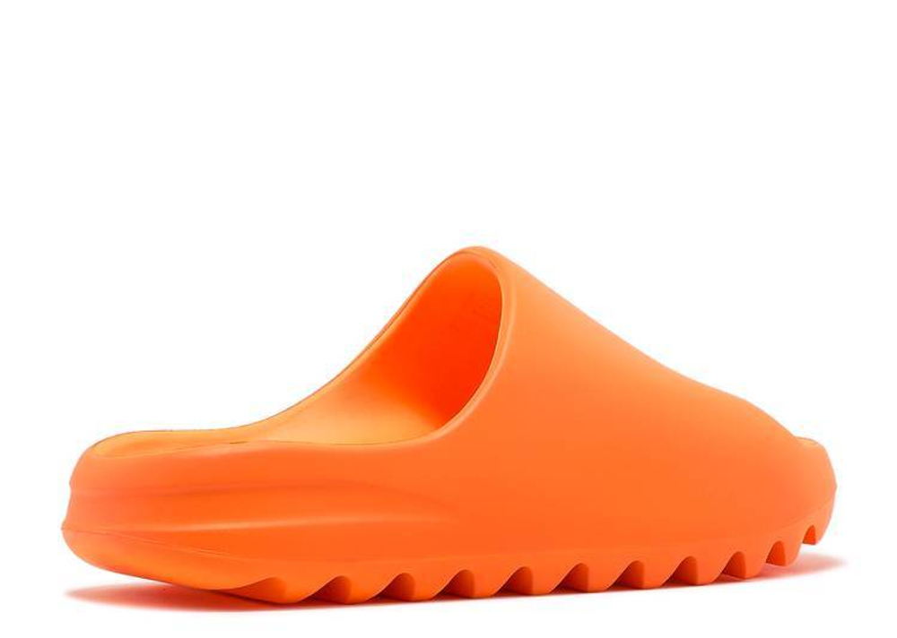 Yeezy Slides "Enflame Orange"