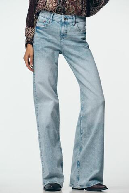 ZARA ДЖИНСЫ Z1975 КЛЕШ С НИЗКОЙ ПОСАДКОЙ, ВЫЦВЕТШИЙ СИНИЙ
