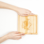 Деревянная менажница из кедра для подачи блюд и закусок с гравировкой "Волшебство не за горами"