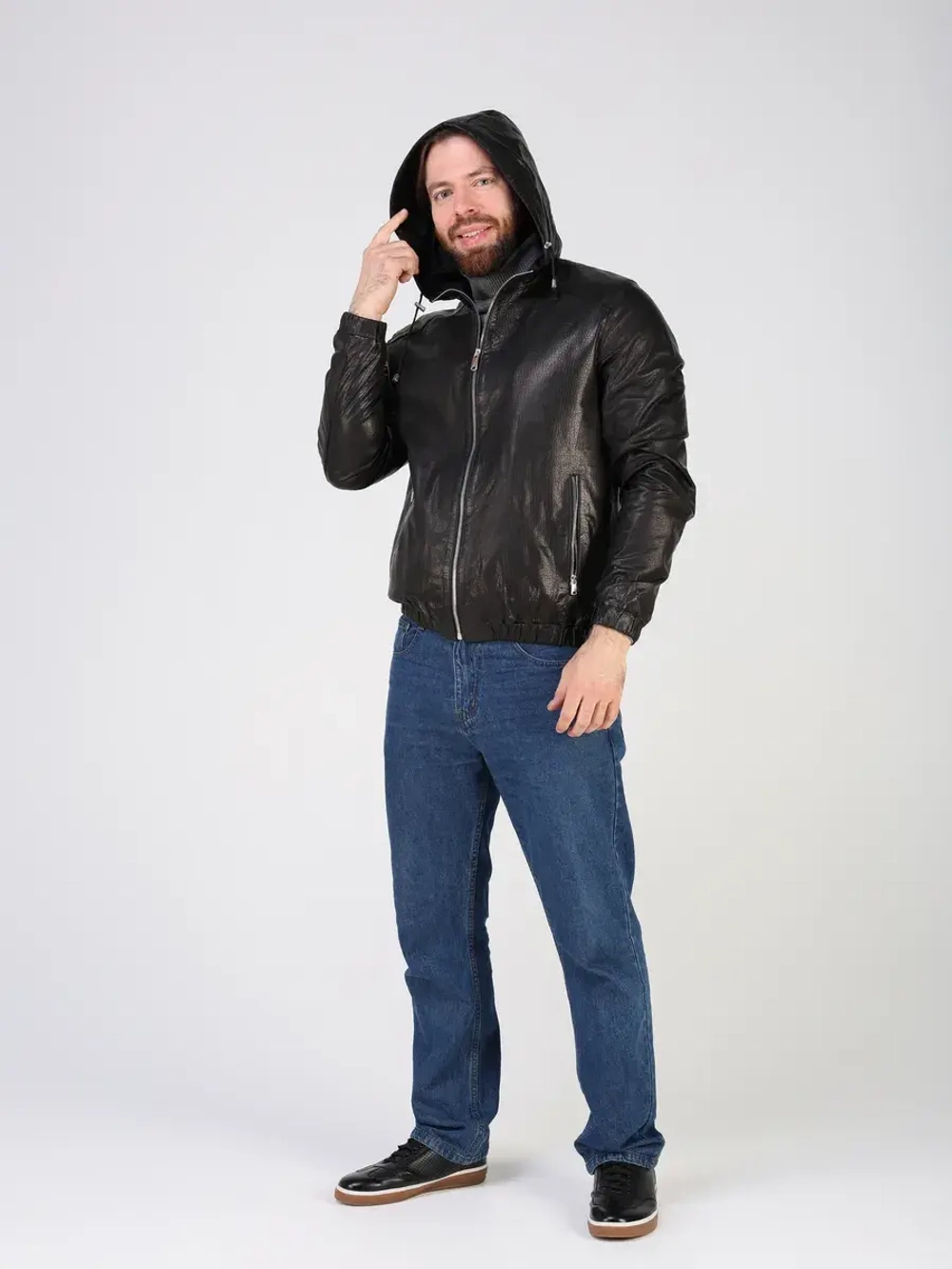 Кожаная куртка демисезонная с капюшоном