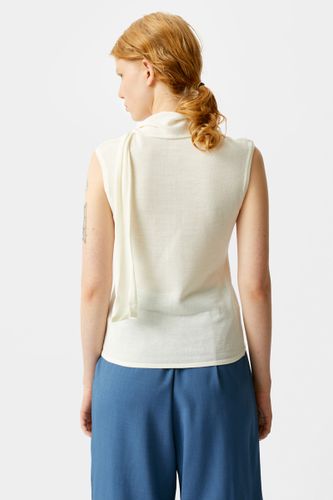 Жилет с воротником DVZ