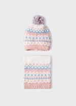 шапка с шарфом