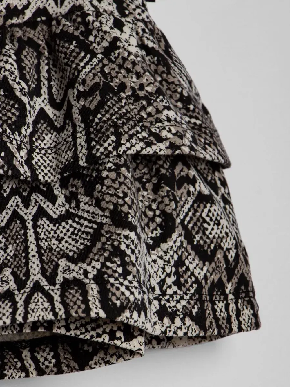 Юбка-шорты питоновая спортивная для девочки