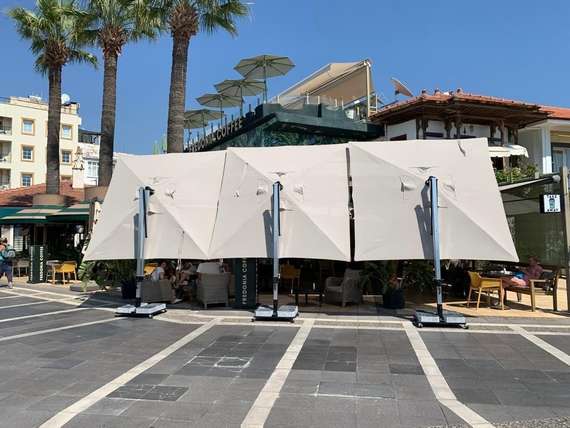 Зонт профессиональный 3х3 м Banana Plus, серебристый, бежевый