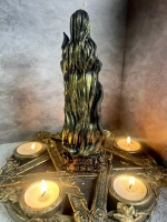 Свеча "Богиня Геката" программная