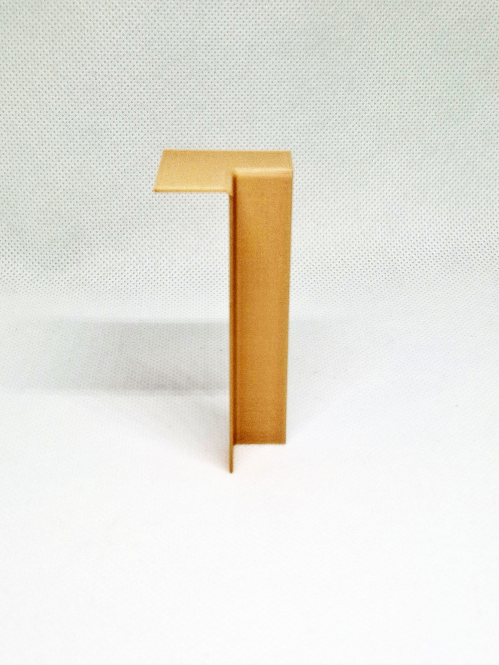 Внутренний угол для плинтуса с прямым профилем 66*13мм - 4 шт.