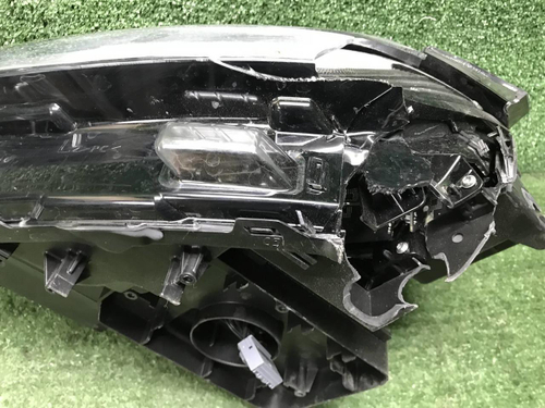Битая Фара левая Geely Atlas Pro (2021-н.в.) LED