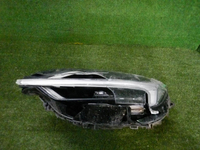 Битая Фара левая Volvo XC60 2 (2017-2021) LED