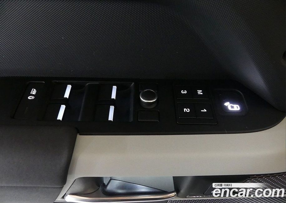 Land Rover Defender (L663) 110 D240 SE (12.2020)