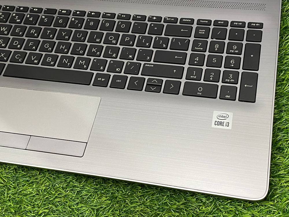 Ноутбук HP 15.6' i3-1005G1/8GB/256GB/UHD/ 250 G7[197s4ea]/Windows 10