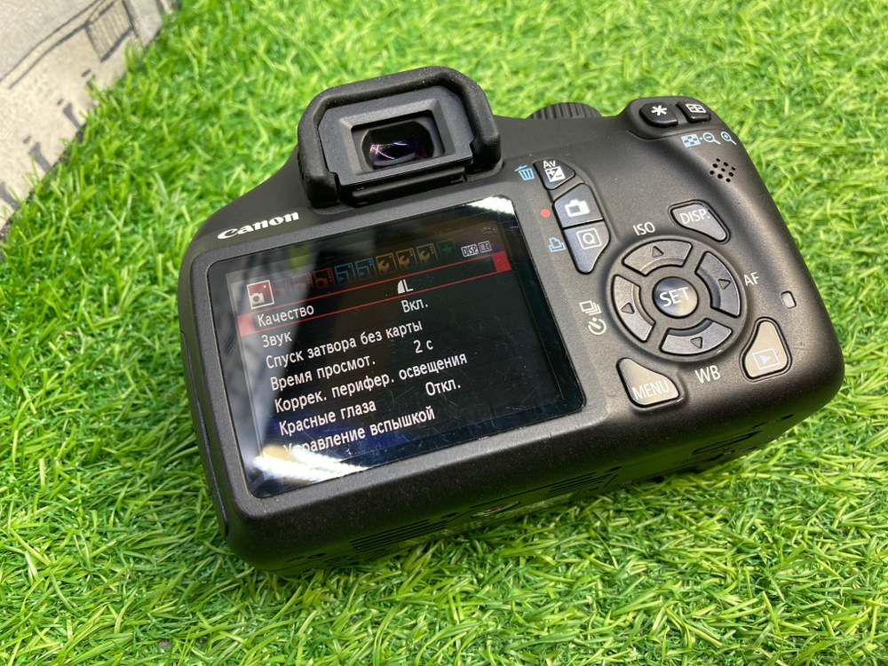 Canon EOS 1100D Kit 18-55mm IS II (10 кадров)