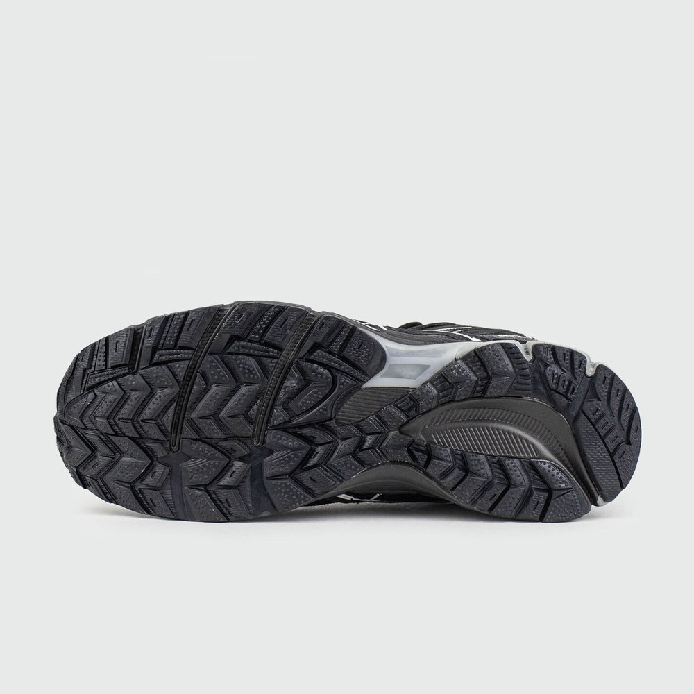 Кроссовки Asics Gel-Kahana 8 Mid Black Grey Wmns with Fur