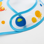 6486197 Нагрудник детский непромокаемый «Крошка - помпошка» (с помпошками), МИКС