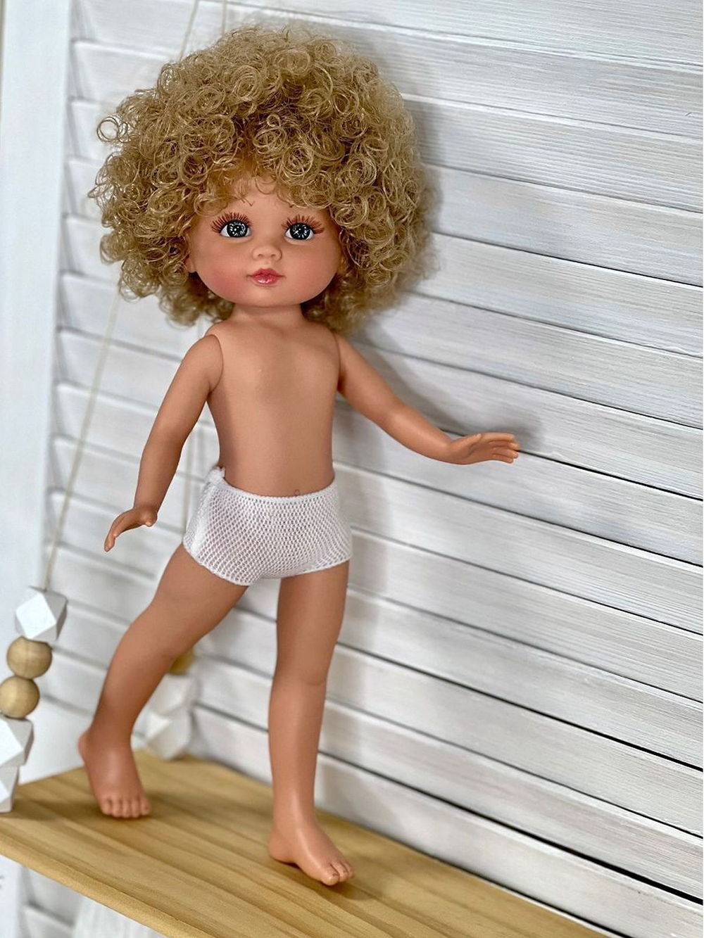 Кукла Manolo Dolls виниловая Sofia 32см без одежды (9200)