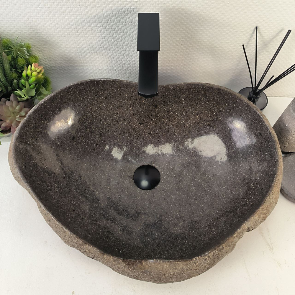 Раковина из речного камня RS-65245 60*43*17 0862