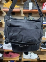 Сумка через плечо от Savitar Shoes Company