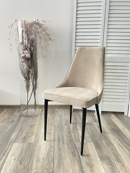 Стул М-City DISAUR Непал (Nepal-P) Латте 25, Велюр, Черный каркас