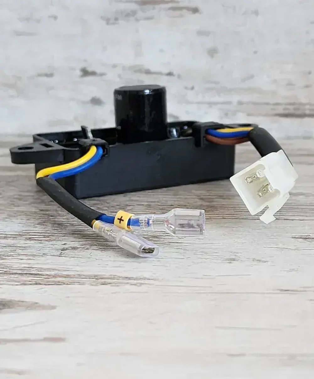 AVR (АВР) для Электро и Бензогенератора 0,8-3,5 кВт