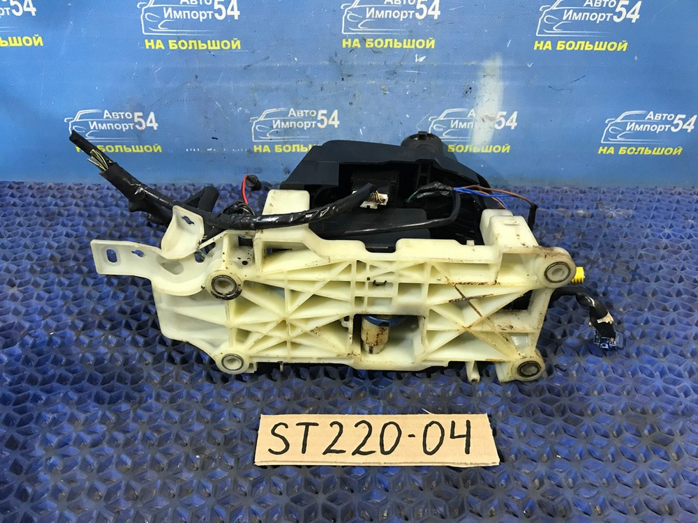 Селектор АКПП TOYOTA AVENSIS 2001