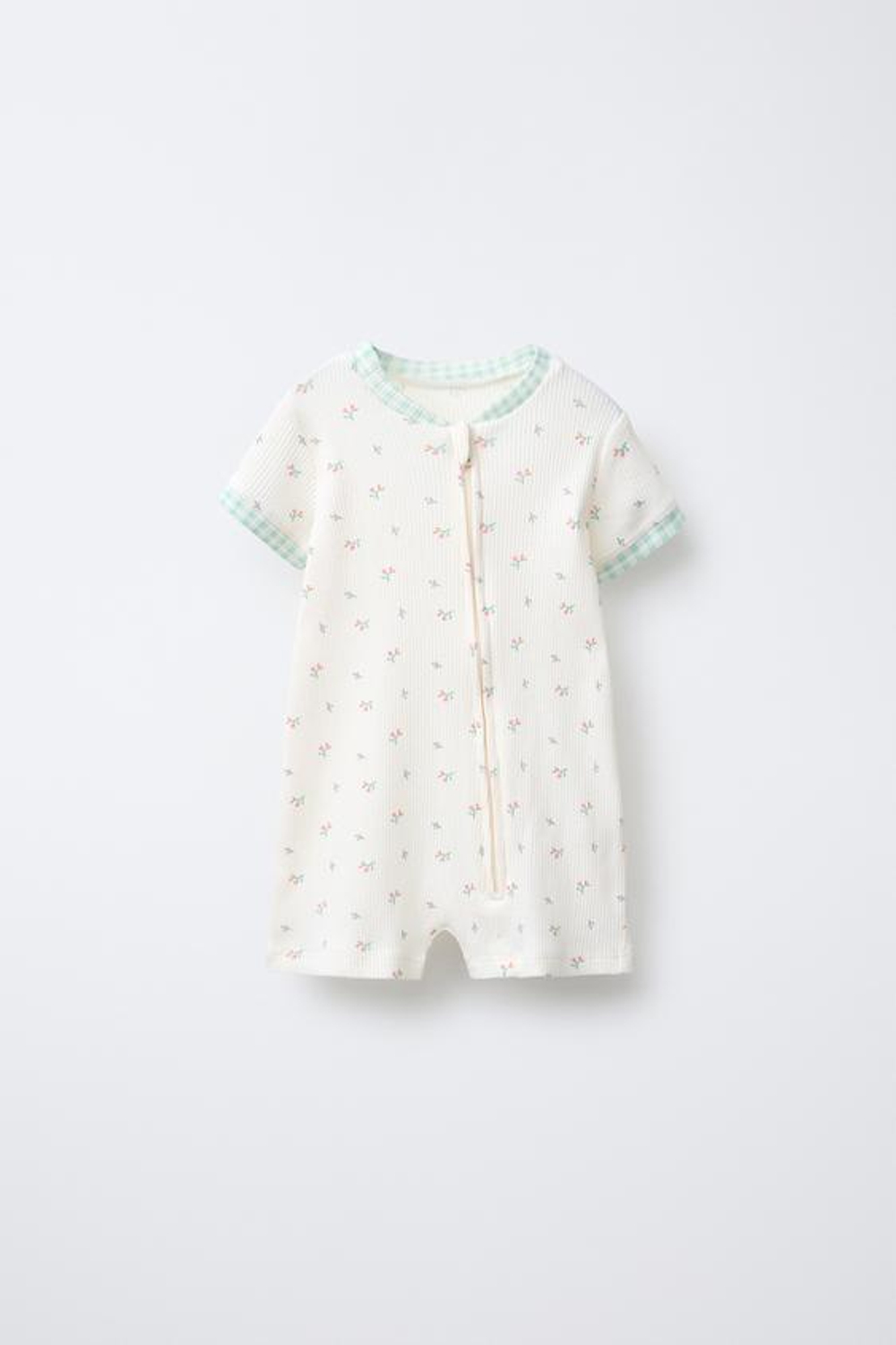 ZARA НАБОР ИЗ 2 КОМБИНЕЗОНОВ В КЛЕТКУ ВИШИ И С ЦВЕТОЧНЫМ ПРИНТОМ, ЭКРЮ