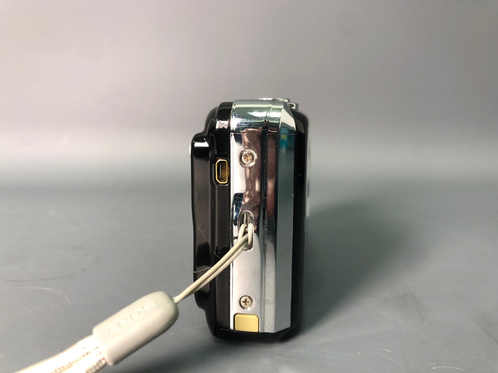 Fujifilm AX650
