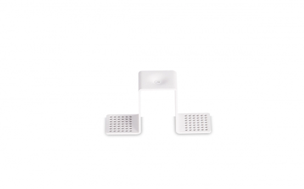 Скоба для встраивания шинопровода