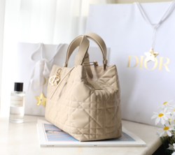 Christian Dior Medium Toujours Bag 28 cm